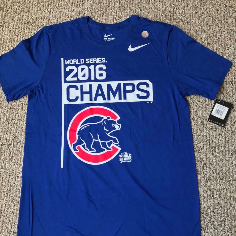 NWT Nike 2016 World Series Champs CHICAGO CUBS